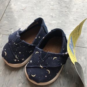 Baby boy size 2 toms
